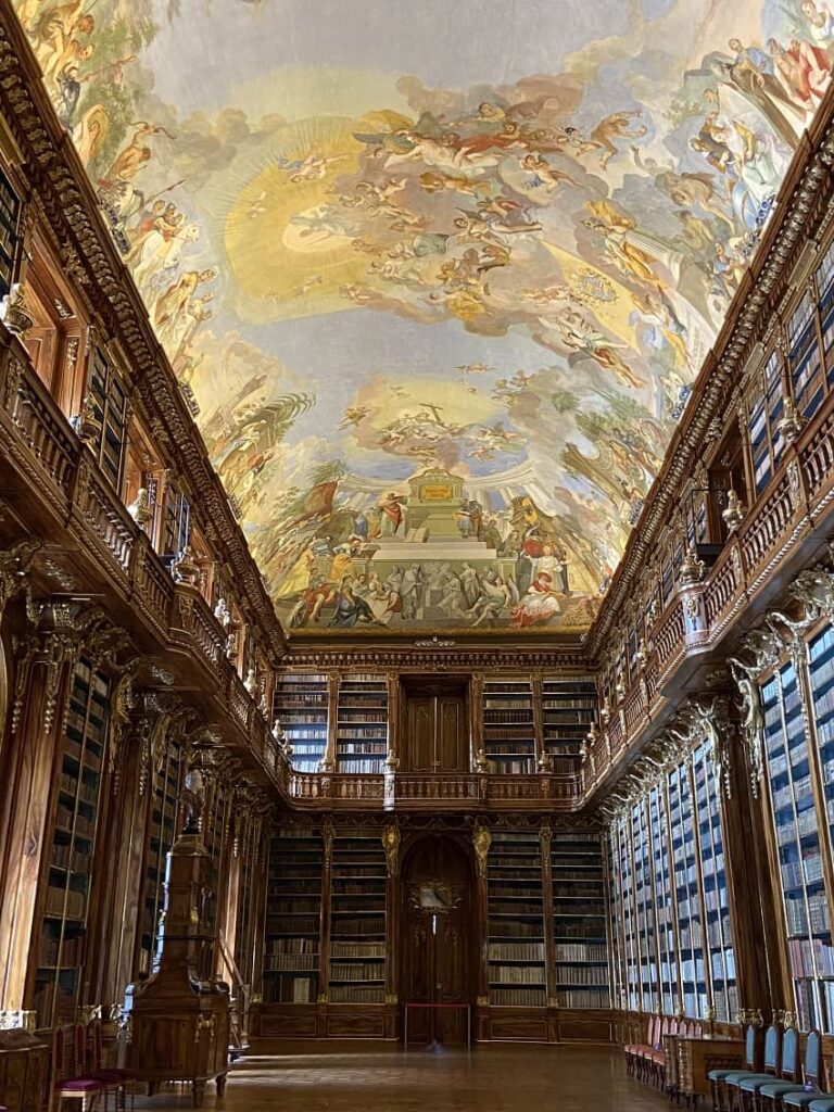 biblioteca praga