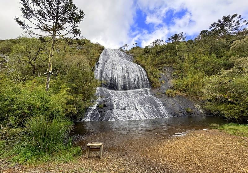 cascata veu de noiva