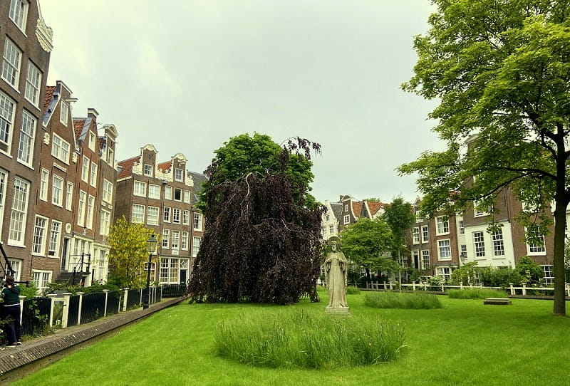 Begijnhof Amsterdam